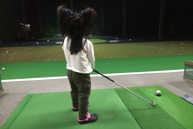 大阪のゴルフスクール「桜宮ゴルフクラブ」は初心者や小学生も大歓迎！～お手頃な料金でプロの指導が受けられる！～